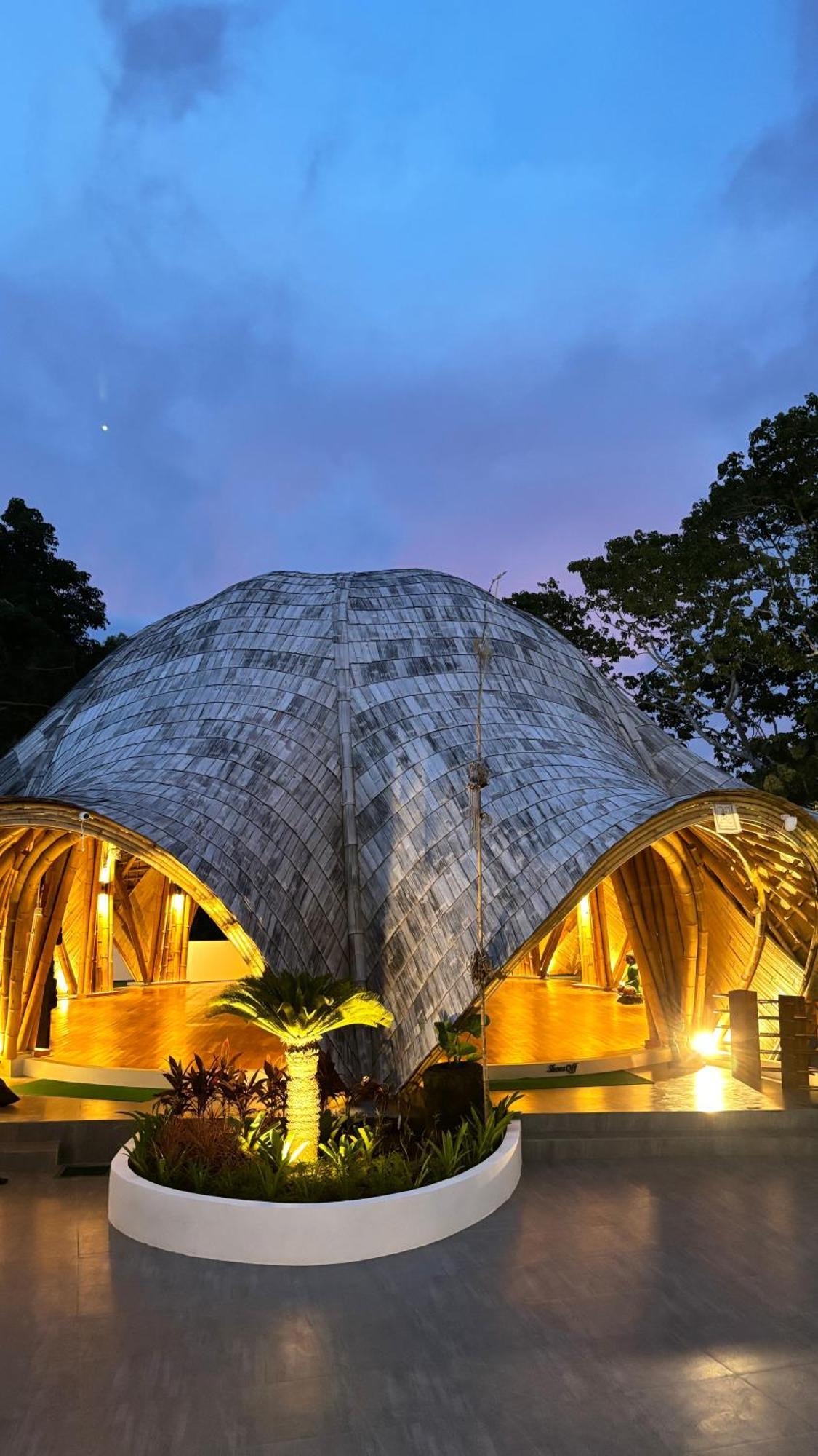Mantra Wellness Center Hotel Uluwatu  Bagian luar foto